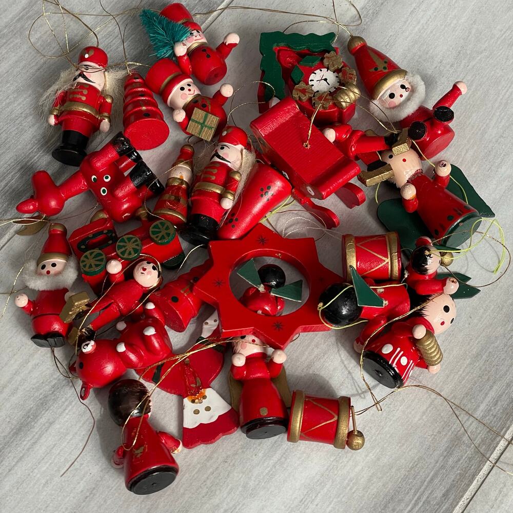 Vintage German Style Wooden Christmas Ornament Small Red Wood Lot Pier 1 FLAW